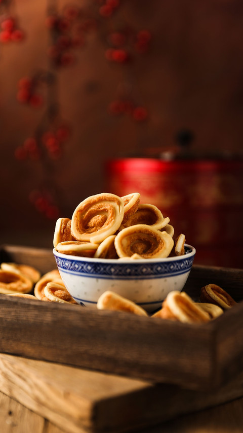 Simple homemade cats ears steamed catear shaped bread preview