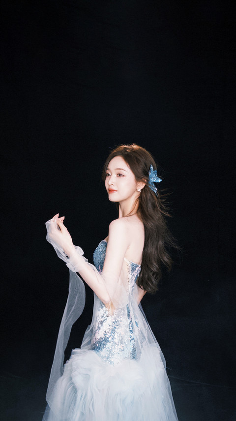 “蝴蝶仙子”吴宣仪 preview