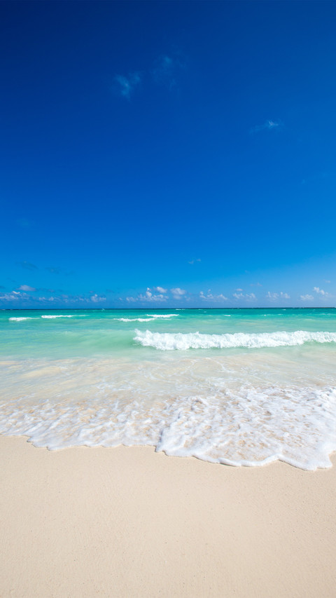 Blue at different frequencies in maldives preview