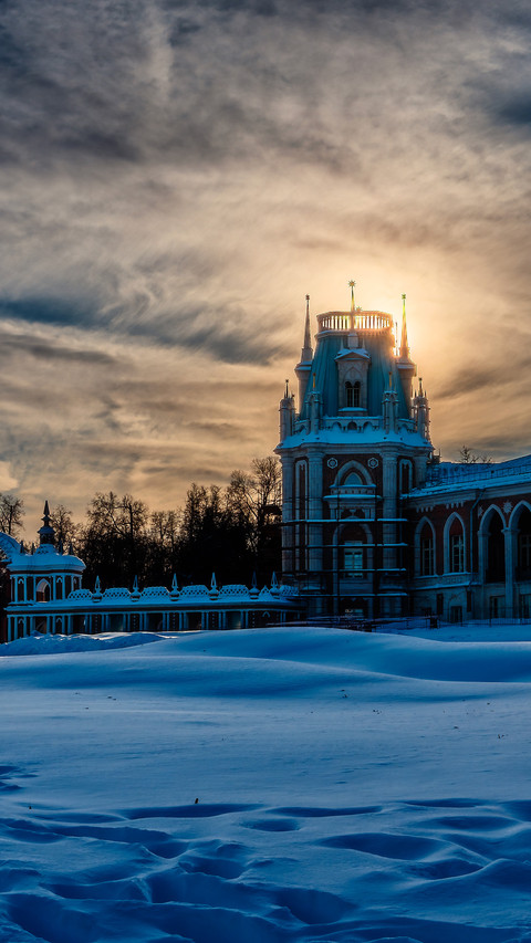 Dawn in the snow preview