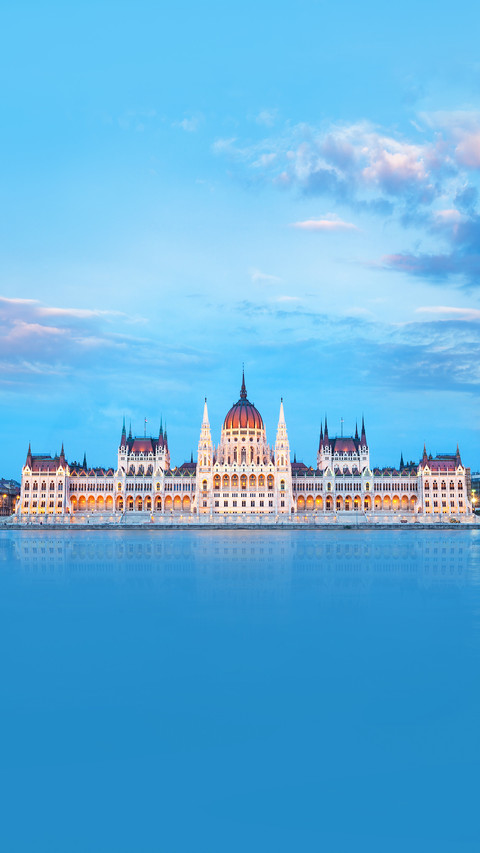 Parliament building in Budapest preview