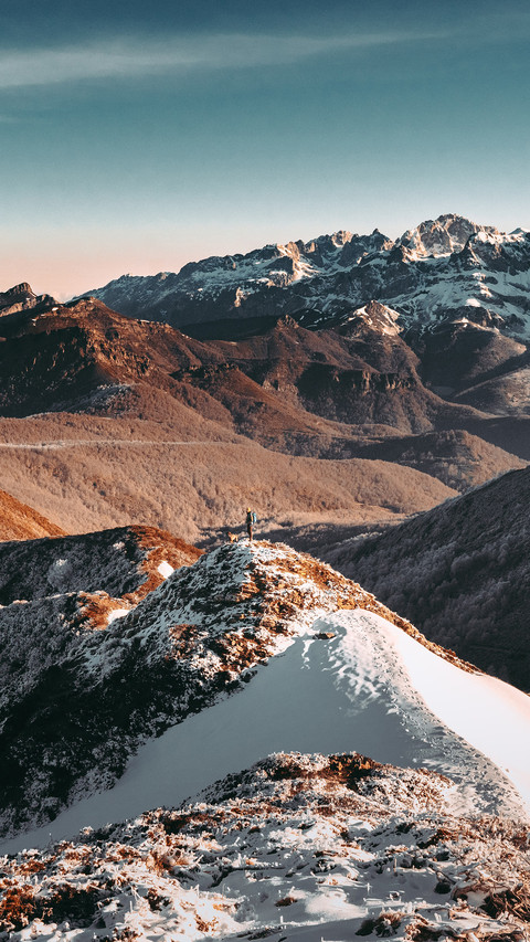 Winter mountaineering safety strategy preview