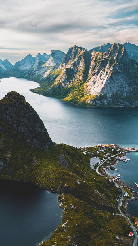 Nanny level norwegian travel guide preview