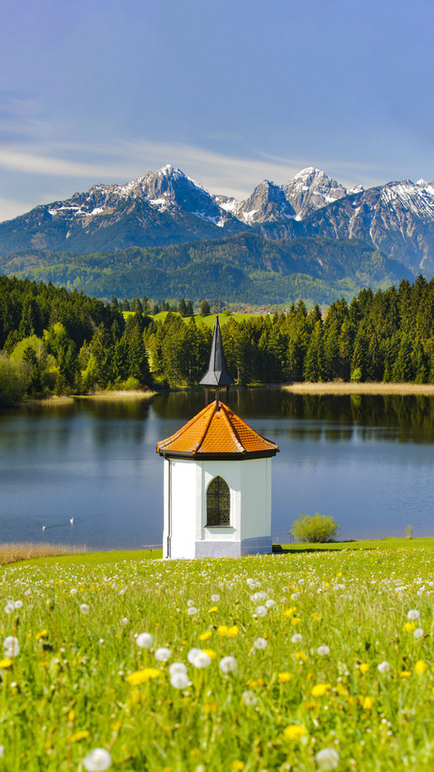 Small church in Bavarian countryside preview