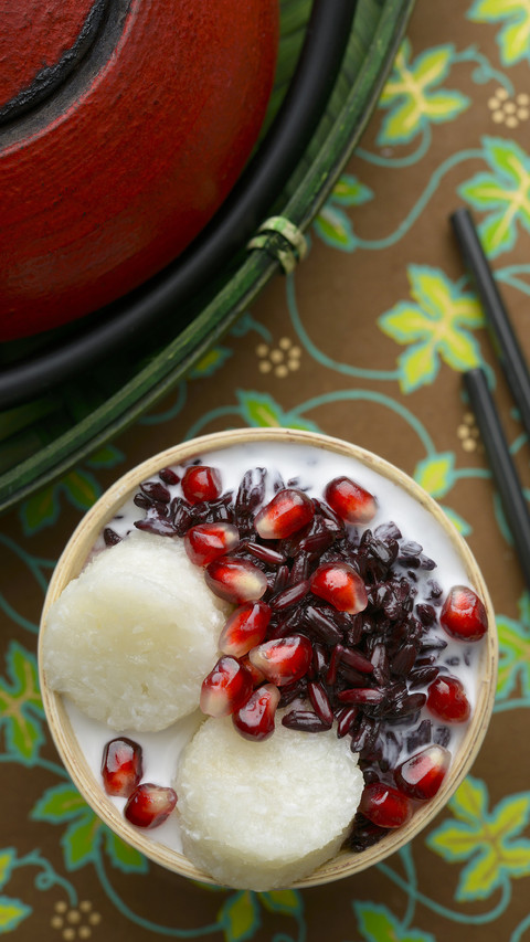 Tape uli sweet fermented black sticky rice with coconut preview