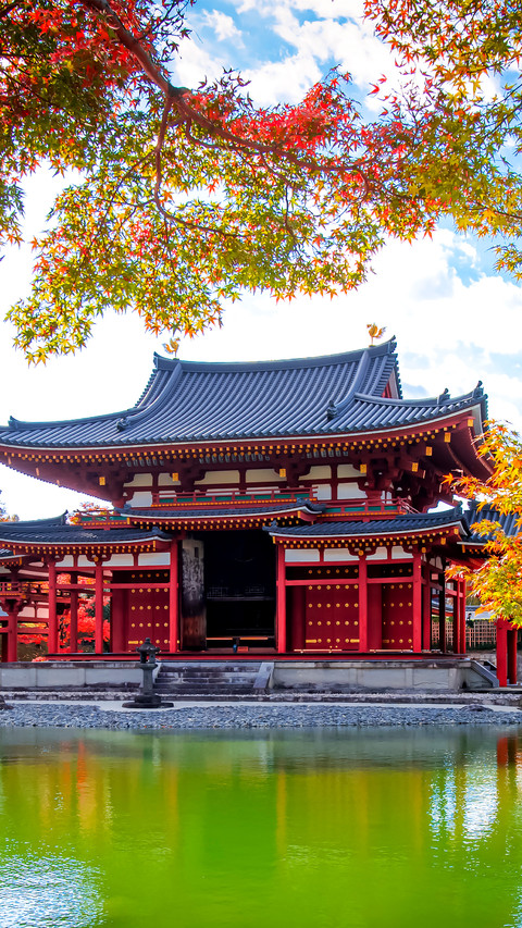 The ancient buildings are filled with the charm of autumn preview
