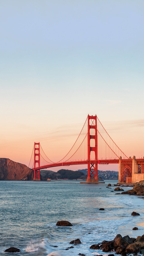 The Golden Gate Bridge that spans the San Francisco Bay preview