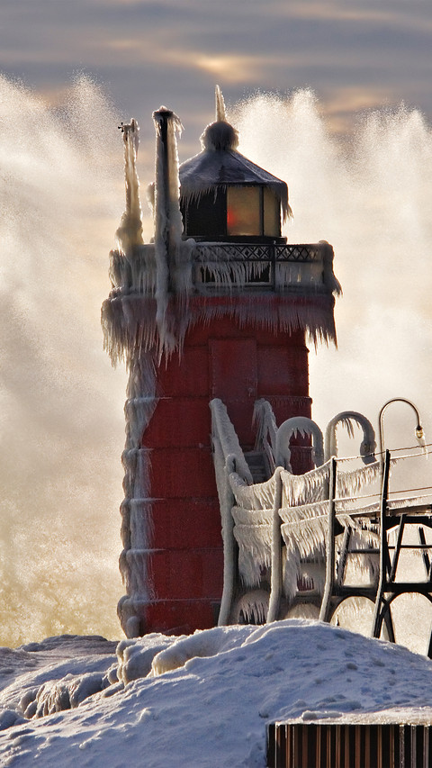 South haven lighthouse in winter preview