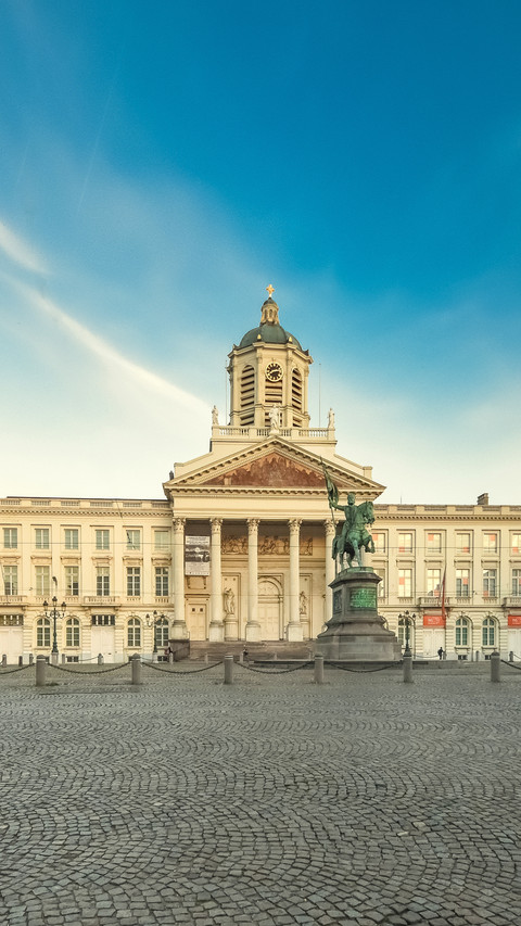 Brussels royal square preview
