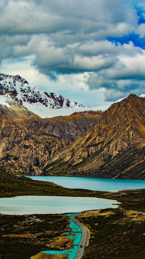 Sister lakes of haizi mountain preview