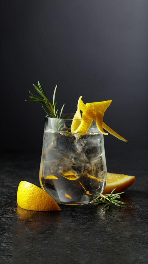 Dont drink ice water in large quantities on hot days preview
