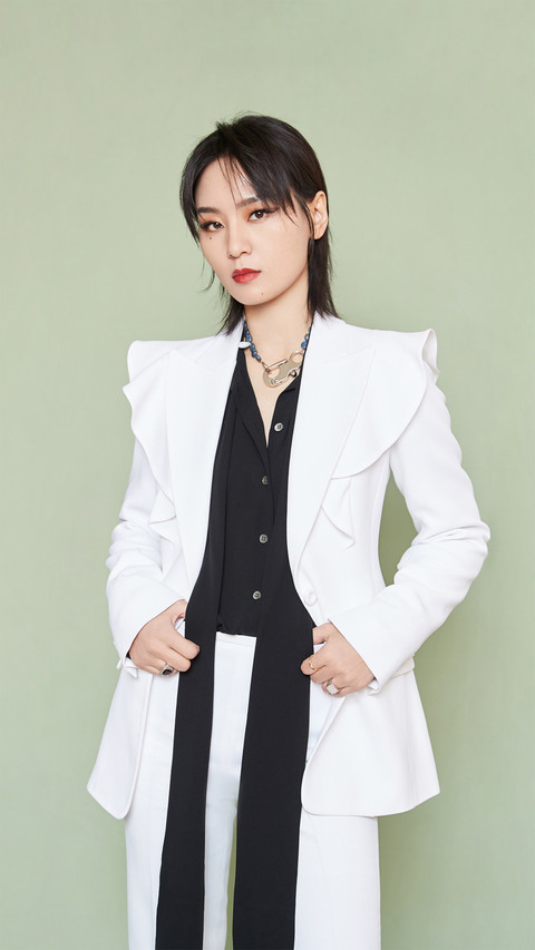 佛系女歌手 周笔畅 preview