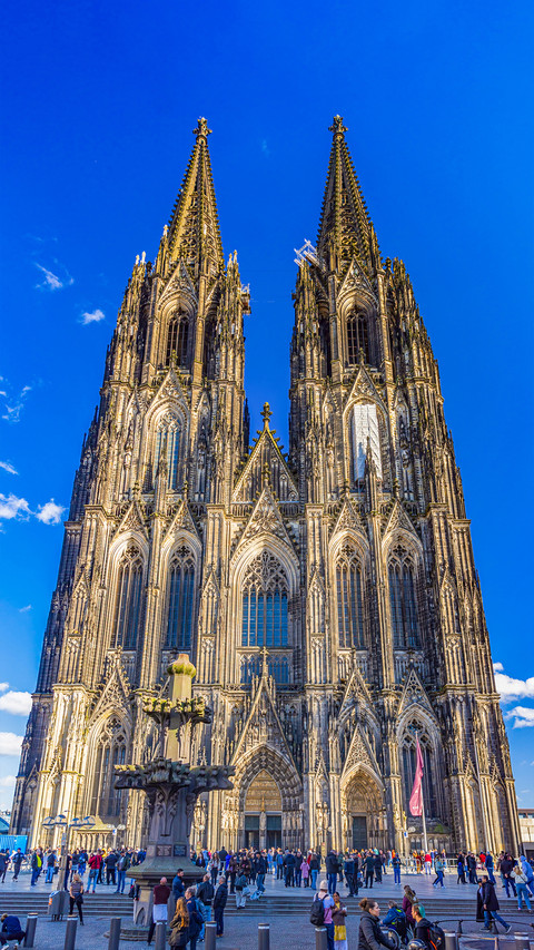 Tour of Ancient European Architecture preview