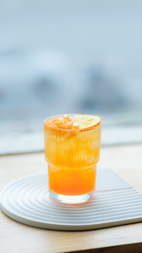 The images of beverages for a fruit juice preview