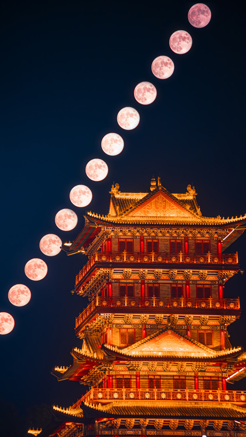 Three colors of the super moon preview