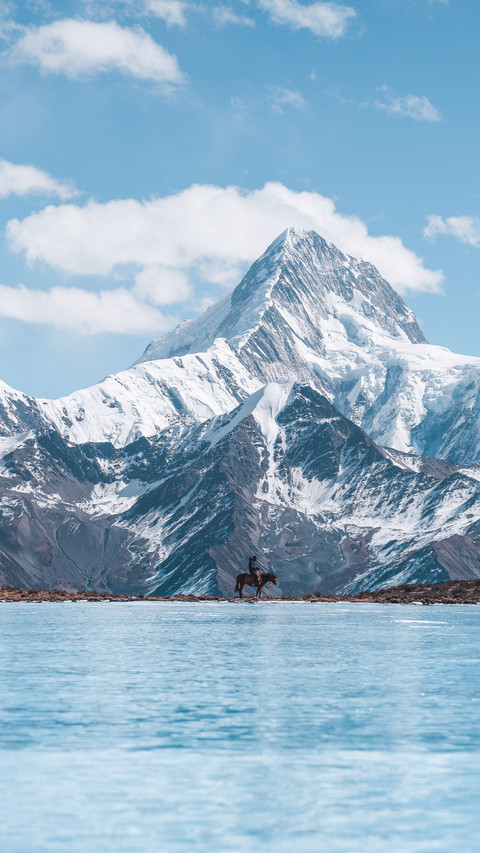 Cold Lake Gasa is serene and still. preview