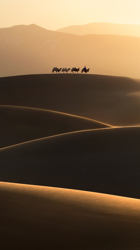 The light and shadow stretch across badain jaran preview