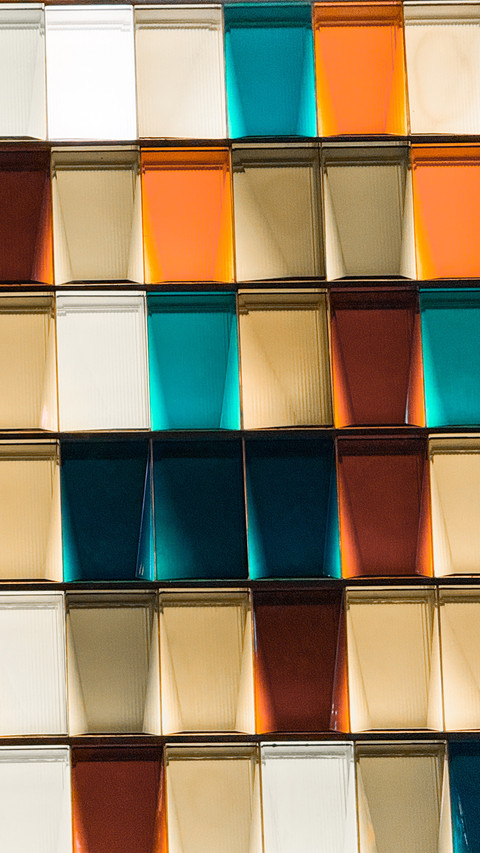 The color blocks are blue orange and white gold preview