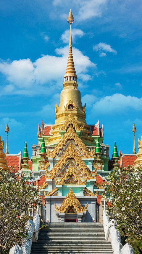 泰国金碧辉煌的大皇宫