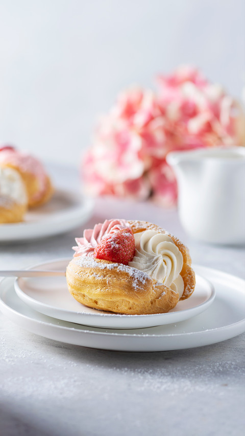 The magical charm of desserts preview