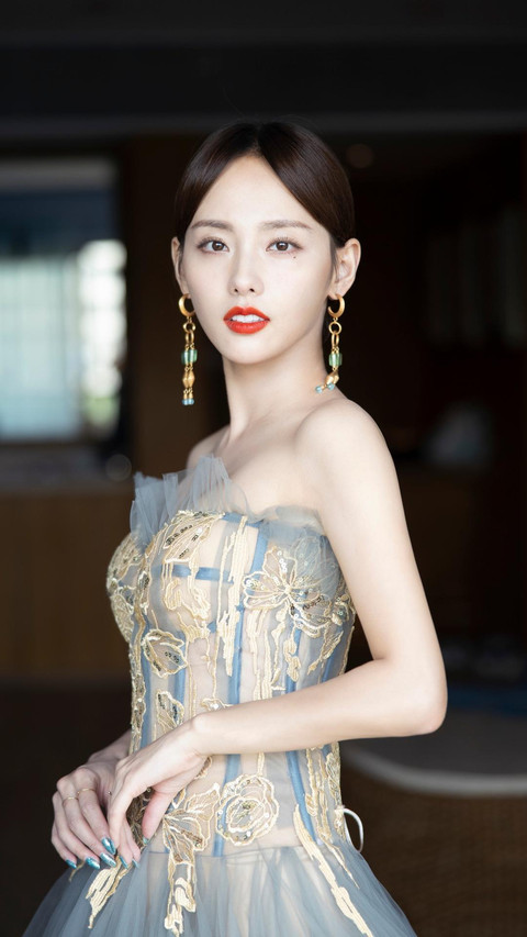 美艳动人张嘉倪 preview