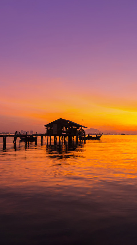Amazing sunrise with colorful reflection preview