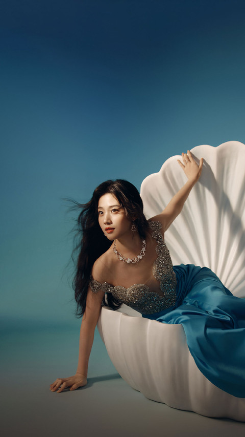在爱里长大的卢昱晓 preview