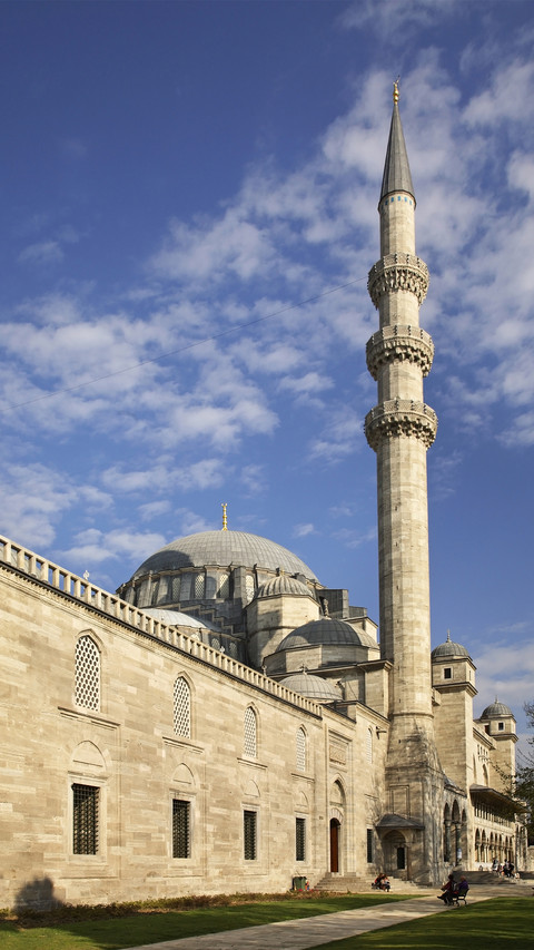 Romantic Turkey preview