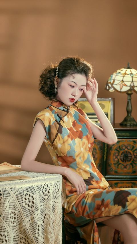 让人沦陷的新中式旗袍 preview