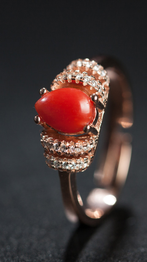 You need a piece of red jewelry preview
