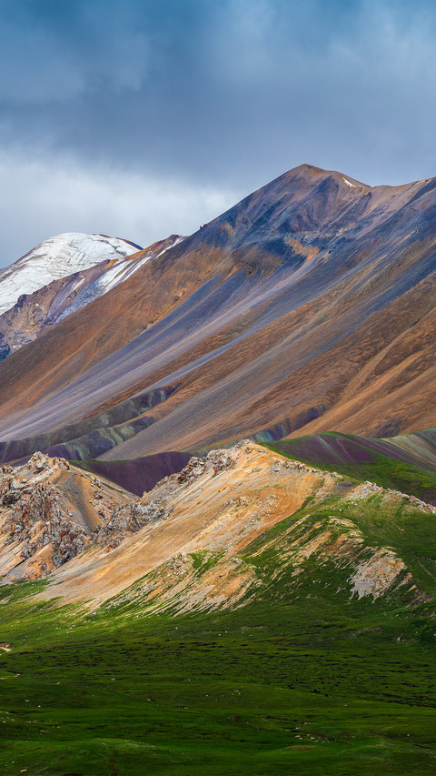 Animaqing snow mountain in summer preview