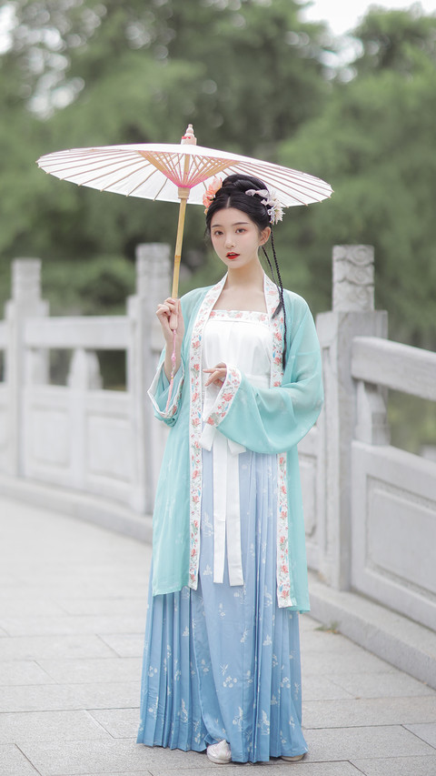 哪些星座盛产温婉美人 preview