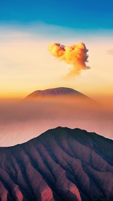 婆罗摩火山喷发 preview
