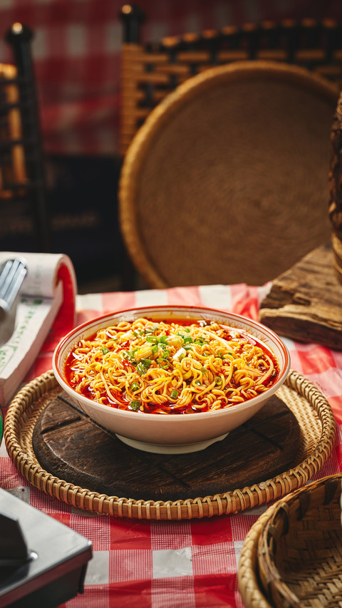 Why are instant noodles wavy preview