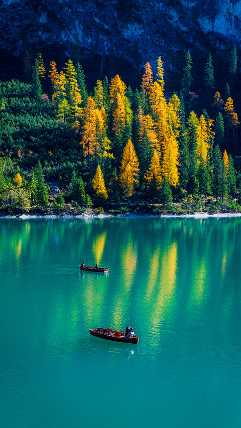 Lake in autumn preview