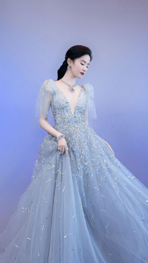 出道即巅峰的女星 preview