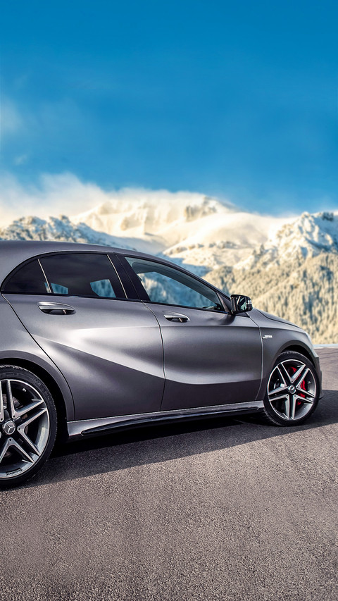 奔驰AMG A45 preview
