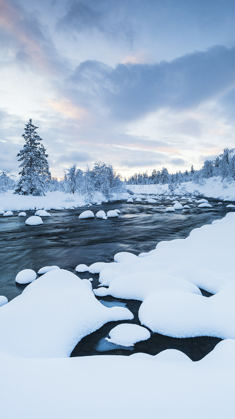 Beautiful View of Ice River miui theme