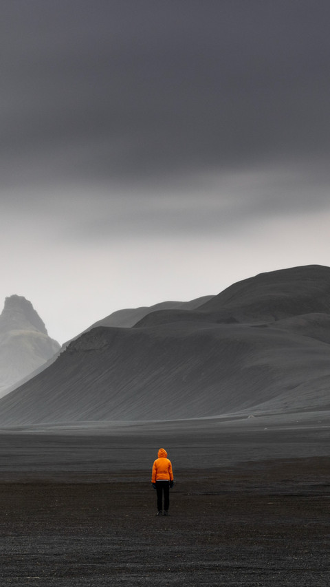 Summer cloudy scenery in the Icelandic highlands preview