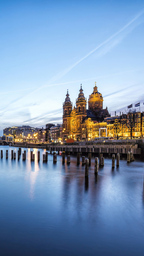 Amsterdam 2 preview