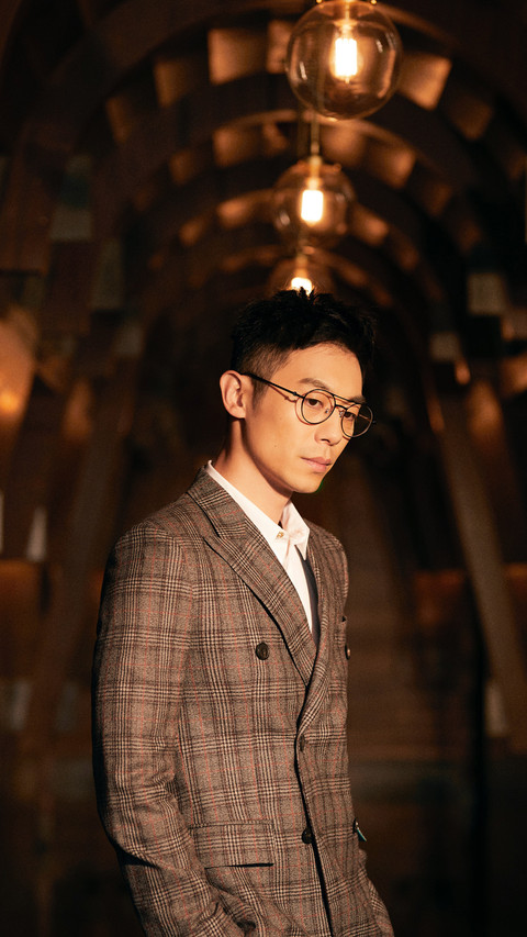 朱亚文 preview