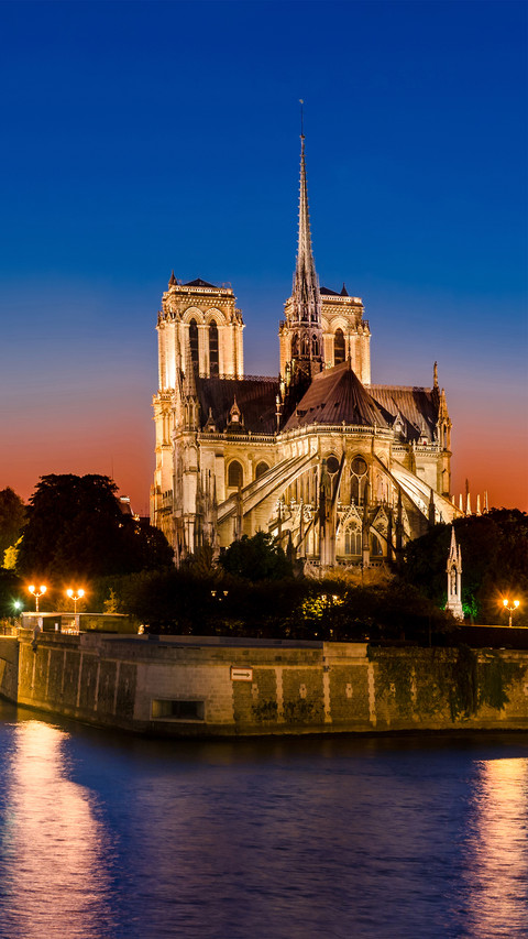 Romantic Paris preview