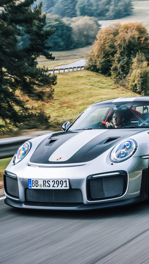 专注赛道的硬派911 preview