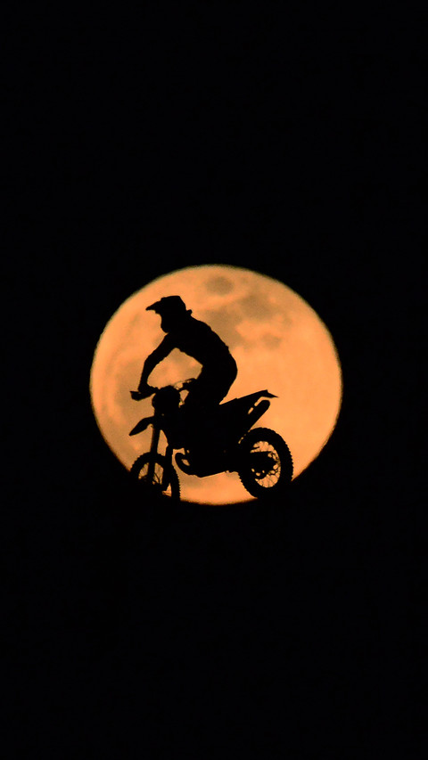Super blue moon preview