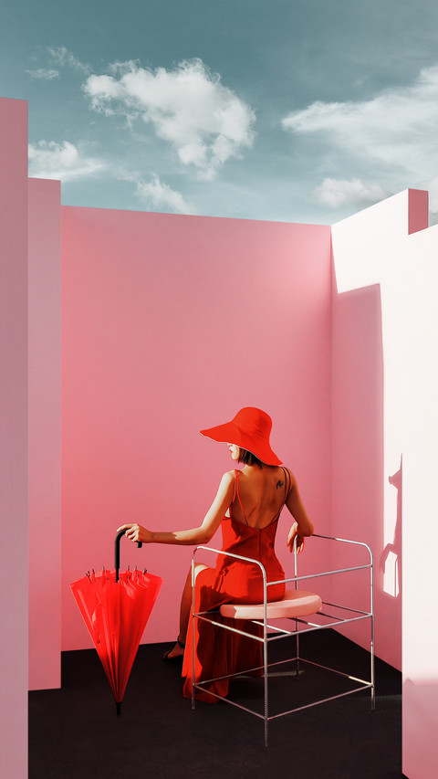 How to control the scale of womens clothing preview
