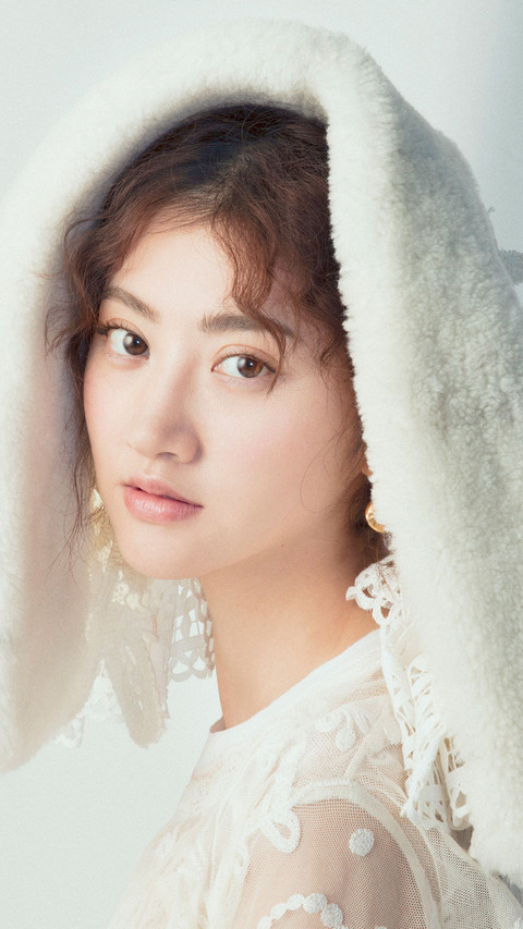 景甜 preview