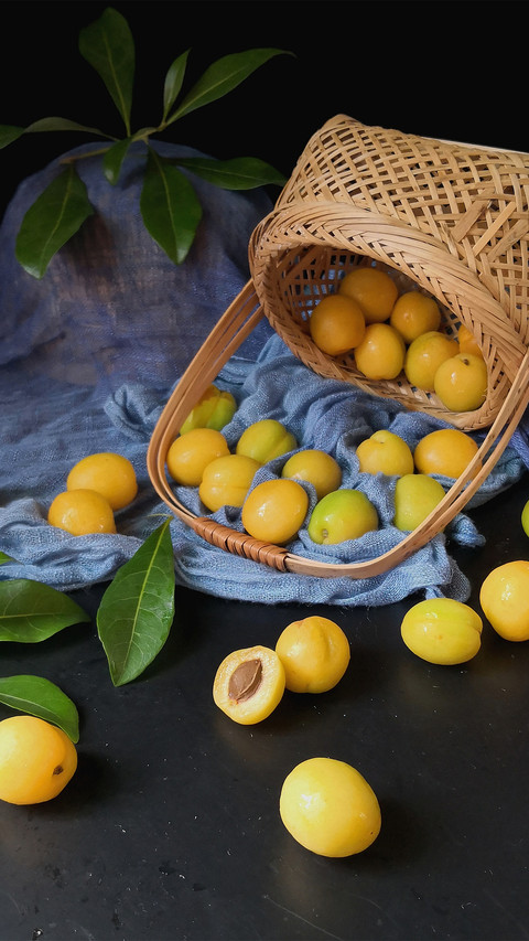 What are the effects of apricots preview