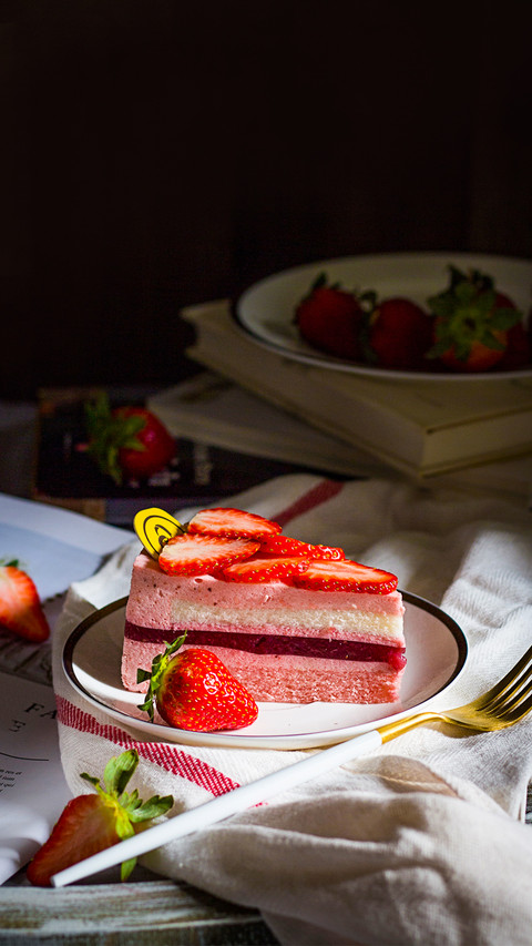 Delicious Strawberry Cake preview