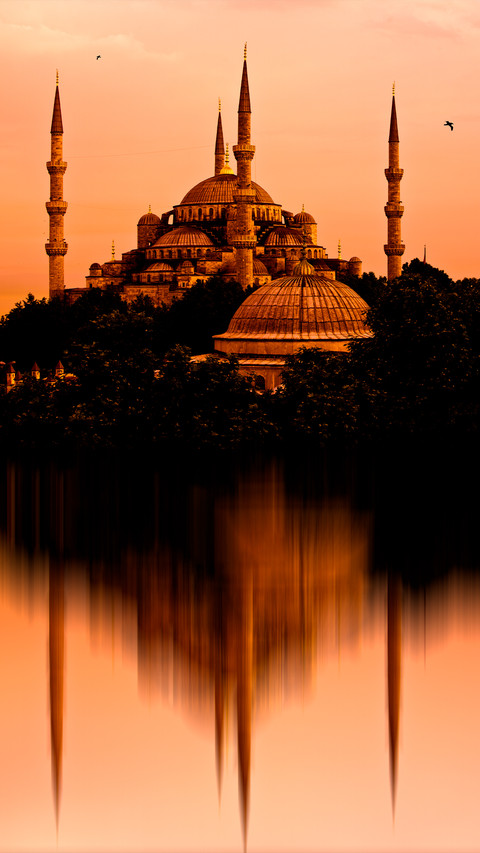 Romantic Turkey preview
