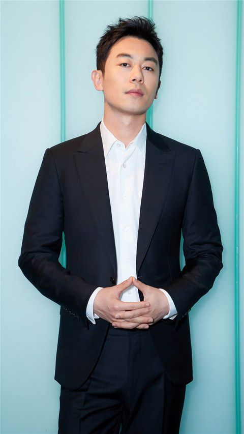 朱亚文 preview